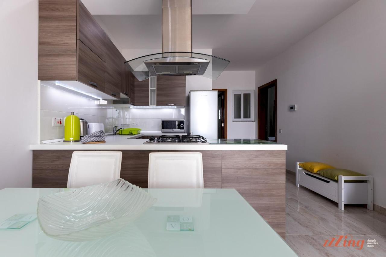 Sunny Penthouse Wterrace And Open Views Apartamento St. Paul's Bay Exterior foto
