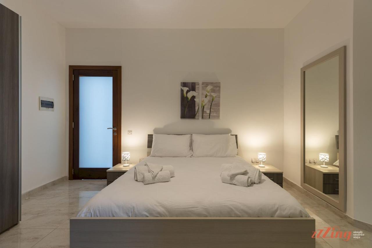 Sunny Penthouse Wterrace And Open Views Apartamento St. Paul's Bay Exterior foto